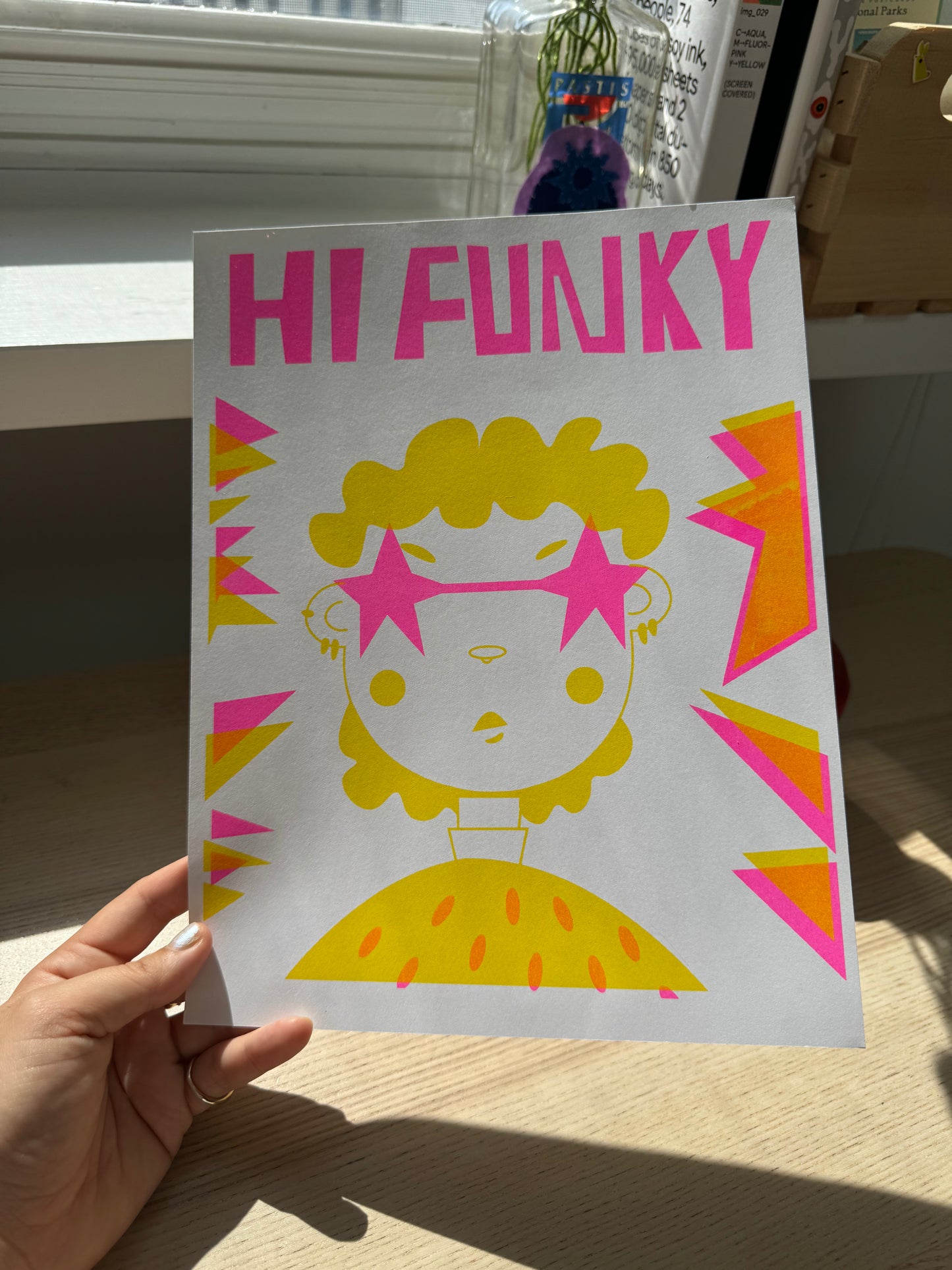 Hi Funky Print